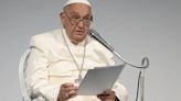 El Papa lamenta que la democracia "no goza de buena salud" y critica las tentaciones "populistas"