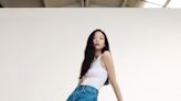 Calvin Klein 攜手 Jennie 推出全新丹寧形象，四大重點造型帶你一次看！