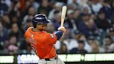 Astros overtake Tigers with four-run eighth