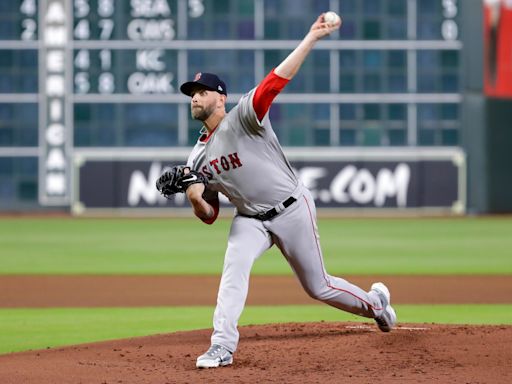 Red Sox clubhouse, Craig Breslow react to trade for veteran