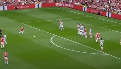 Watch Rooney curl sublime free-kick into top corner in Man Utd legends match