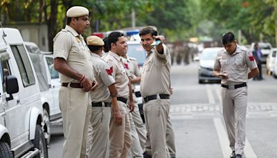 Lady Shri Ram College, Sri Venkateswara College in Delhi get bomb threat calls