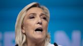 Le Pen acusa a Macron de preparar "un golpe de Estado administrativo" en su contra