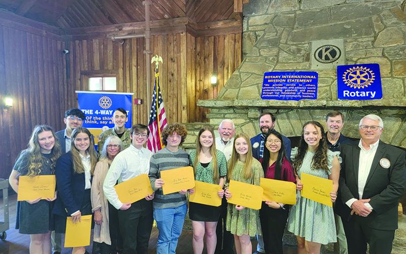 Rotary gives out $22K in scholarships