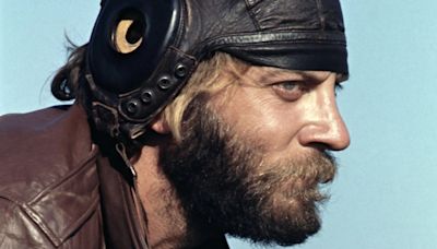 How Donald Sutherland was a Hollywood outsider linked to string of beauties