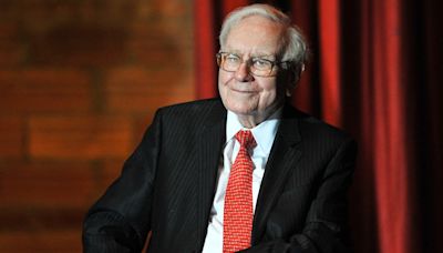 Warren Buffett: How Investing in the S&P 500 Can Make You Rich