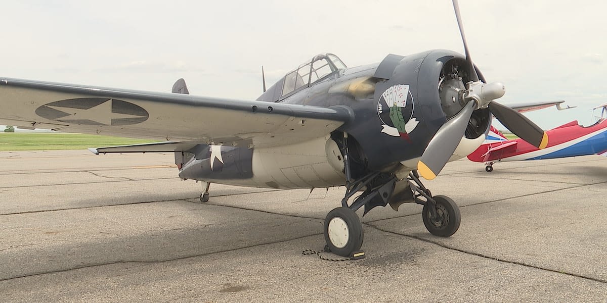 Plane connects Airshow with historic South Dakota aviator