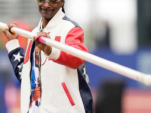 Snoop Dogg aims to inspire global audience at Paris Olympics as torch bearer before opening ceremony