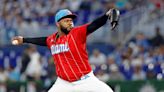 Pitcher dominicano brilla en su regreso a la rotación, pero los Marlins se mantienen en caída libre