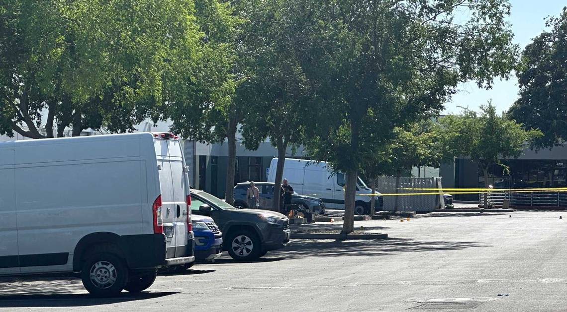 Man killed in North Highlands shooting found in office complex lot, Sacramento deputies say