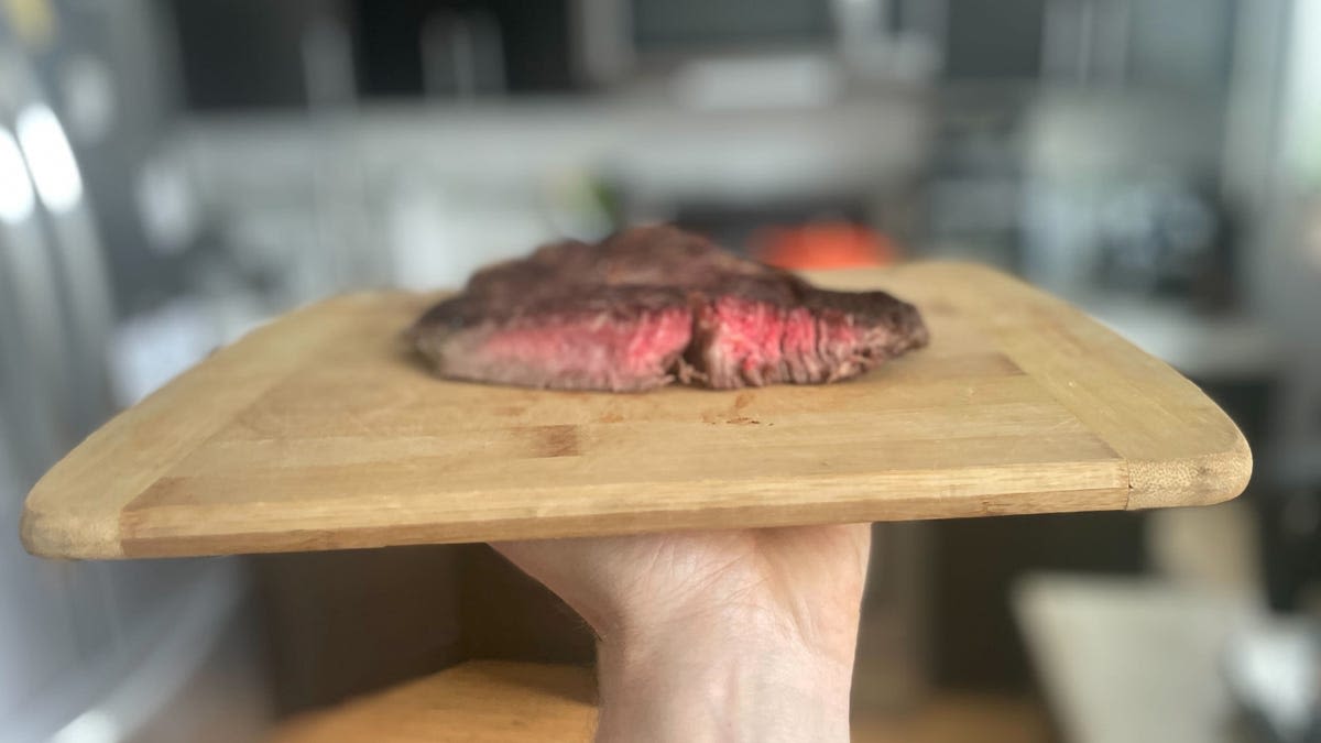 The Secret Trick Chefs Use to Know When Steak Is Cooked Perfectly