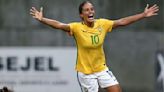 Gabi Nunes se emociona após fazer gol da vitória do Brasil