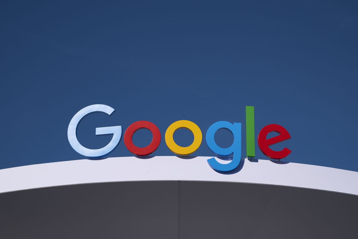 Google Offered €470 Million to Derail Microsoft Antitrust Pact