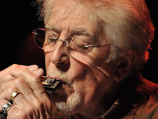 British blues pioneer John Mayall dies aged 90