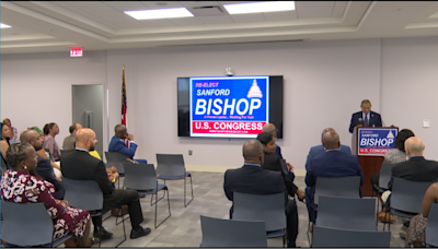 Congressman Sanford Bishop visits Columbus to kickoff re-election campaign