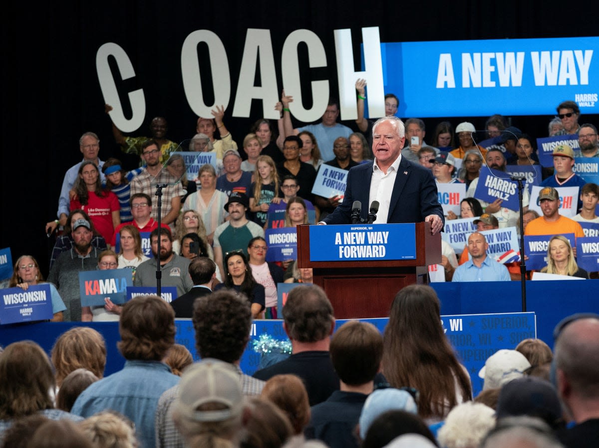 Trump v Harris - Live: Walz lauds ‘smart women’ versus ‘smallest man in world’ as Vance stokes tension in Ohio