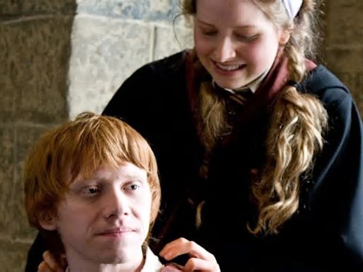 Harry Potter: Rupert Grint e Jessie Cave ricreano in un video una scena del film Il principe mezzosangue