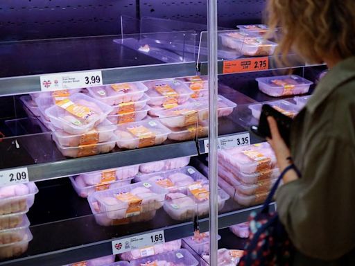 Lidl's fresh chicken 'contained superbugs', campaigners claim