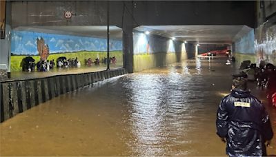 Mumbai Rains: MMRCL-built Aarey Forest Subway Floods, People Troll Metro 3 Aqua Line; Video