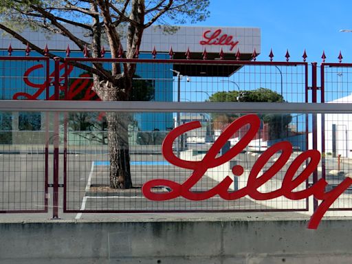 Eli Lilly falls on a rival's obesity study — plus, we're removing 3 stocks from our watchlist