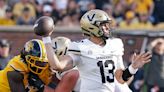 Vanderbilt football lets chance for SEC win slip away, falls to Missouri 17-14