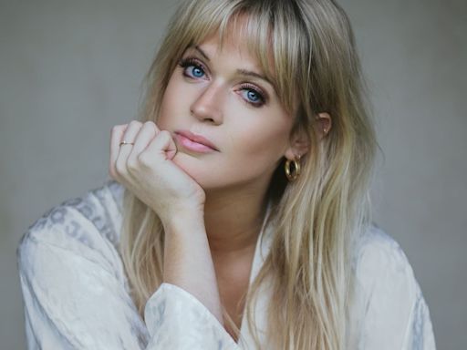 Dolly Alderton: “Es complicado ser soltera cuando no eres rica: la soltería es transformadora con privilegios”