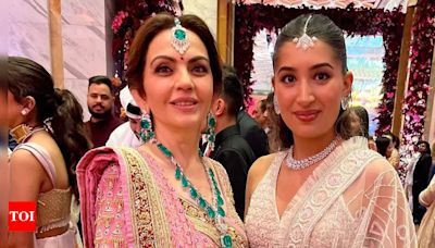 ...Ambani's jewellery at Anant Ambani and Radhika Merchant's wedding: 'Her graciousness, grace, and GLAMOUR..' - See post | Hindi Movie News - Times of India