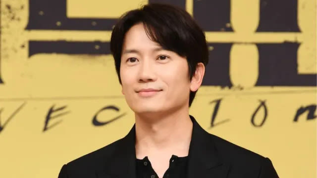 Connection K-drama Actor Ji-Sung on Facing a Health Scare During Filming