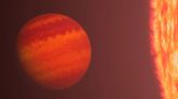 Un raro planeta con atmósfera pese al intenso influjo de su estrella