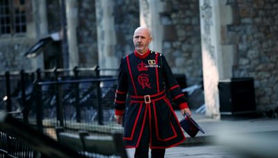 A la Tour de Londres, la survie du royaume dans les mains du "Maître des corbeaux"