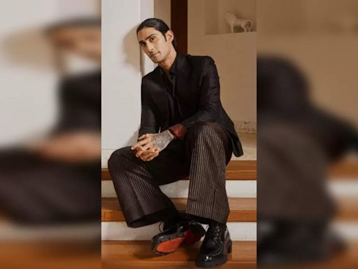 Prateik Babbar wears suit made from late mother Smita Patil's Kanjeevaram sarees | - Times of India