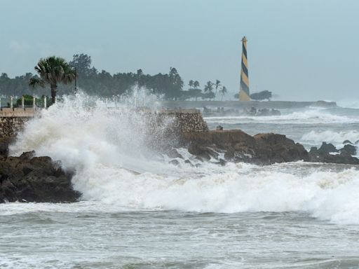 Hurricane Beryl tracker shows storm's path toward Jamaica, the Cayman Islands