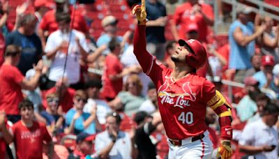 Cardinals Willson Contreras dedicates homer to Venezuela on pivotal day for his home nation