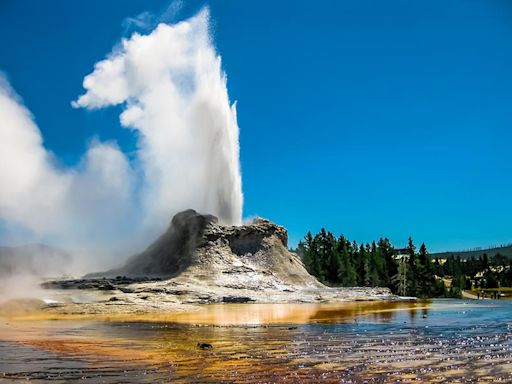 Top 10 things to know about visiting Yellowstone National Park during the 2024 summer season - East Idaho News