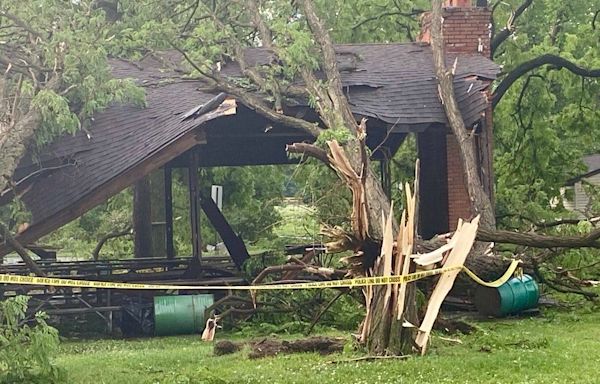 Tornado sweeps through Livonia, killing 2-year-old