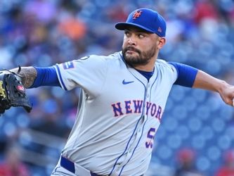 Mets score five runs in the 10th inning to beat Nationals, 7-2