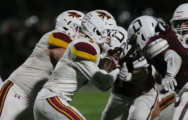 What channel is Iowa high school football on today? Time, stream Ankeny vs. Dowling Catholic