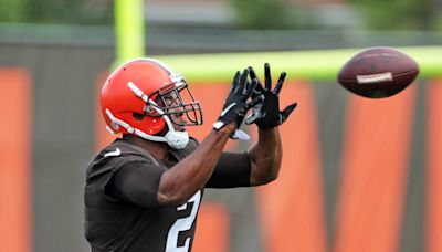 Browns offensive training camp questions include Amari Cooper, Deshaun Watson, Nick Chubb