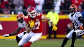 Cincinnati Bengals at Kansas City Chiefs: Predictions, picks and odds for NFL Week 17 game