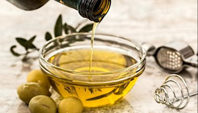 Olive oil could help reduce risk of dying from dementia, Harvard study says