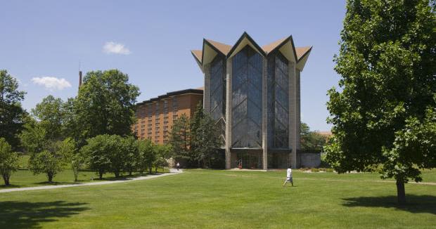 Valparaiso University to eliminate 30 academic programs