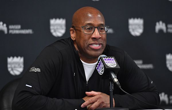 Kings, coach Mike Brown reportedly break off contract extension talks