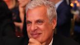 Why Eric Ripert Prefers Not To Cook With Farm-Raised Seafood