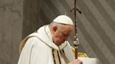 El papa la vuelve a liar: los cotilleos "son cosa de mujeres"