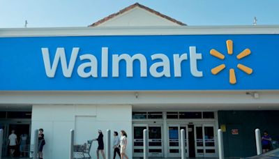 Walmart offers new bonus plan for hourly employees: How much can they earn?