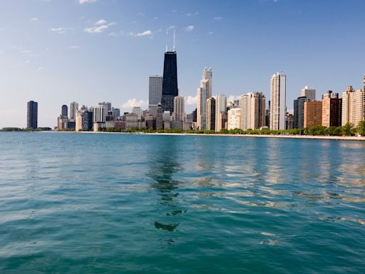 Chicago Forecast: Warmest day of the year on deck with sunny skies, air quality alert in NW Indiana