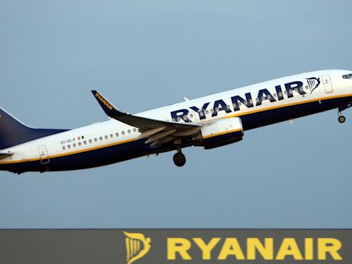 UK travel chaos fears as trains, Ryanair and Sky News hit by Microsoft outage