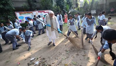 Ratan Tata, Bill Gates Join PM Modi In Celebrations Of 10 Years Of Swacch Bharat Mission