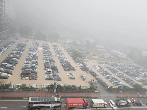 暴雨｜渠務署：確認12宗水浸報告 日出康城外停車場水浸已消退