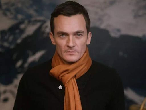 Rupert Friend joins cast of new 'Jurassic World' film | - Times of India